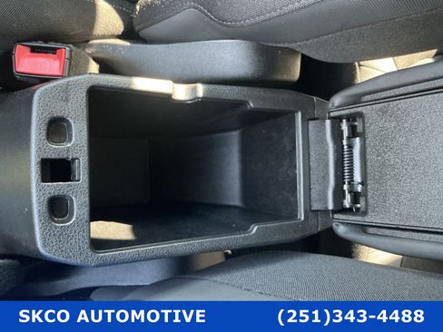 Used 2023 Jeep Renegade Altitude AWD/4WD image 25