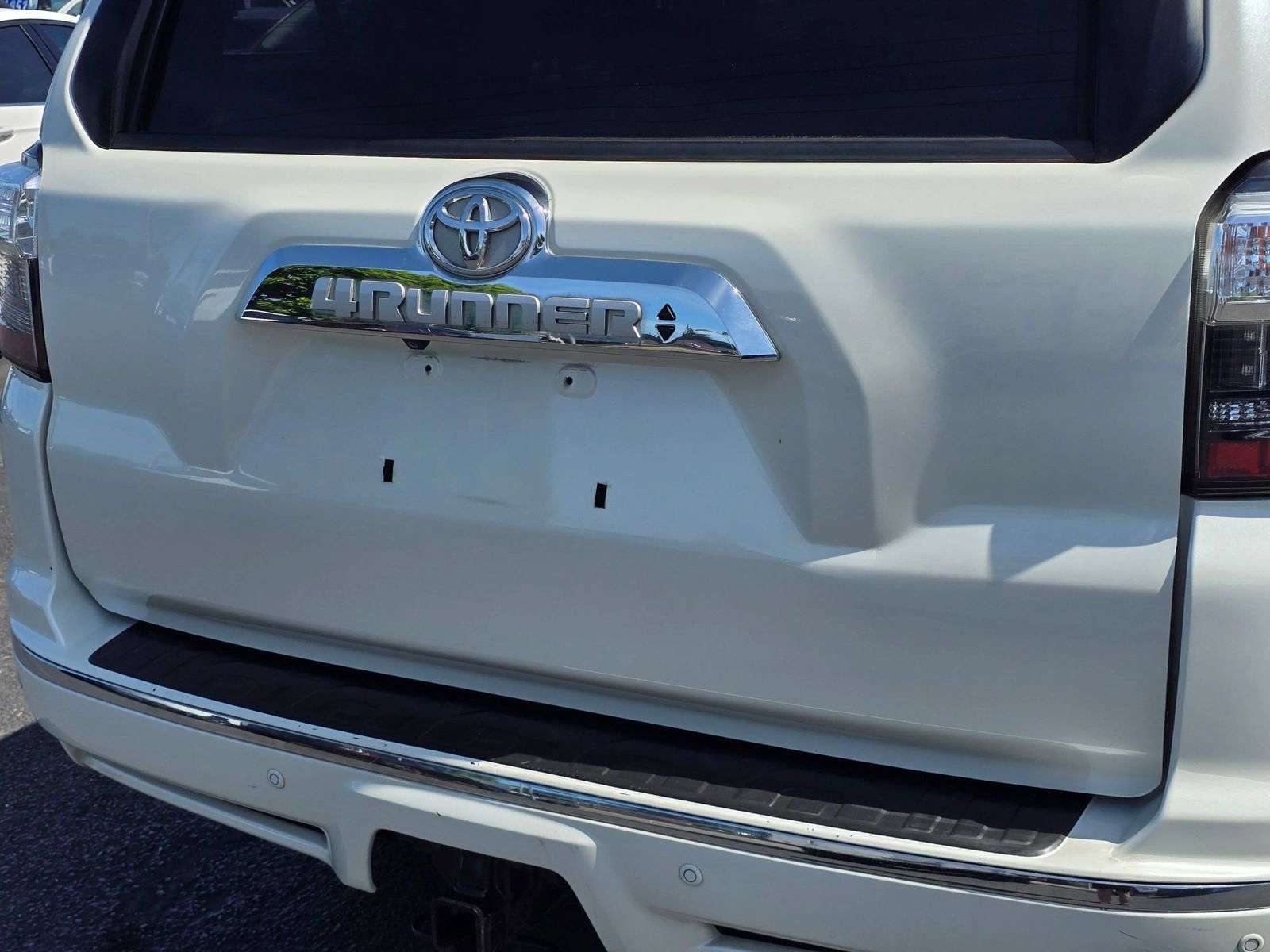 Used 2015 Toyota 4Runner Limited RWD image 14