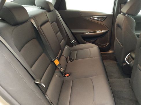 Used 2022 Chevrolet Malibu LT image 19