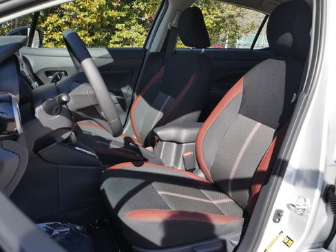 New 2025 Nissan Versa SR w/ Trunk Package image 26