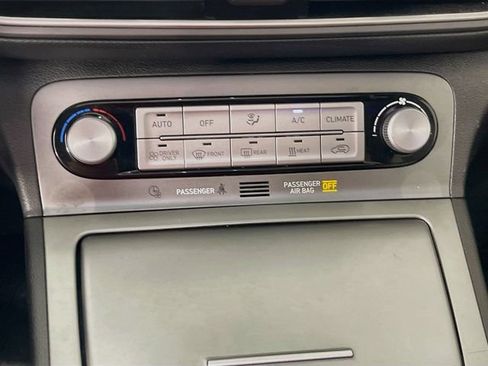 Used 2021 Hyundai Kona Ultimate FWD image 17