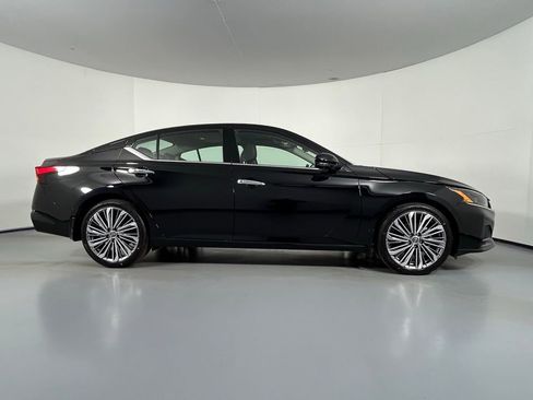 Used 2025 Nissan Altima 2.5 SL image 8