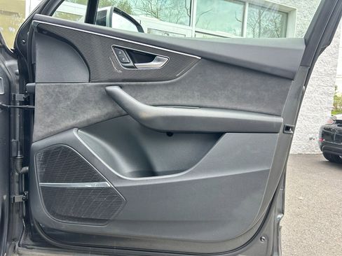 Used 2021 Audi SQ7 Premium Plus w/ Driver Assistance Package image 30