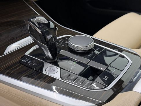 Used 2021 BMW X5 xDrive40i w/ Premium Package image 18