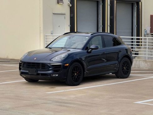 Used 2017 Porsche Macan GTS AWD/4WD image 3