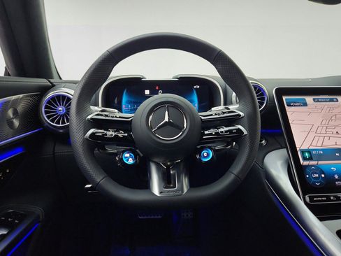 Used 2025 Mercedes-Benz SL 55 AMG 4MATIC image 29