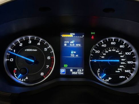 Used 2022 Subaru Ascent Limited w/ Technology Package image 18