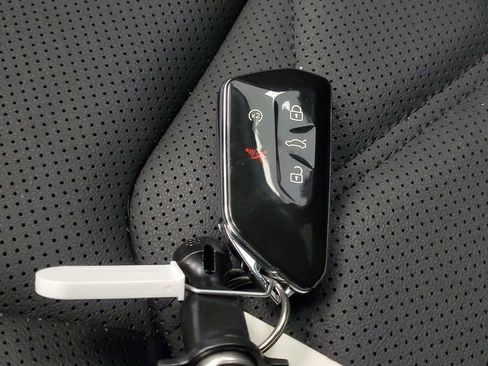 Used 2025 Volkswagen Atlas SE AWD/4WD image 26