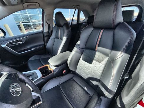 Used 2024 Toyota RAV4 Adventure image 11