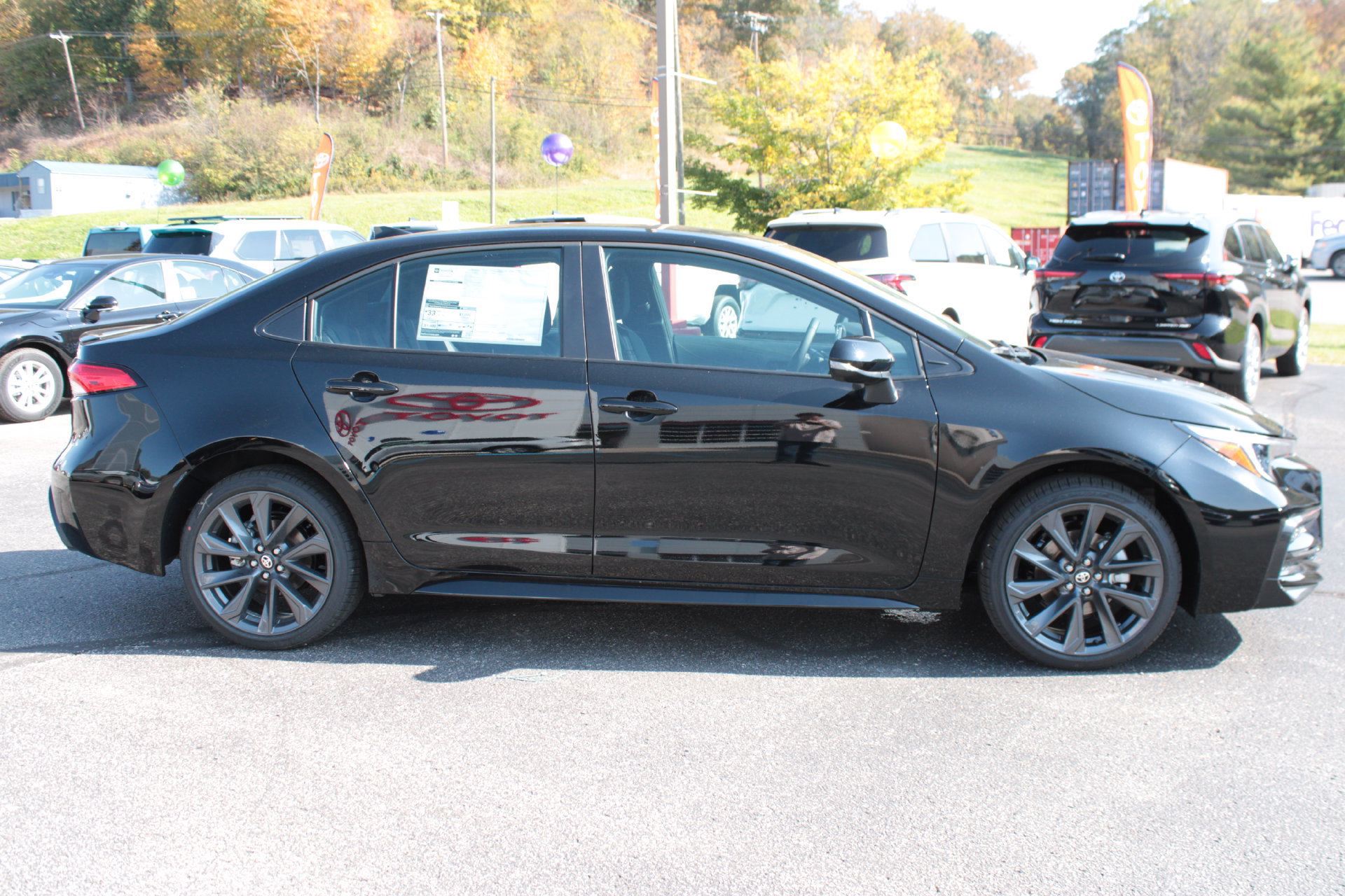 New 2027 Toyota Corolla SE FWD image 4