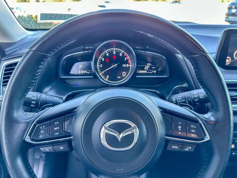 Used 2018 MAZDA MAZDA3 Grand Touring w/ Premium Equipment Package image 13