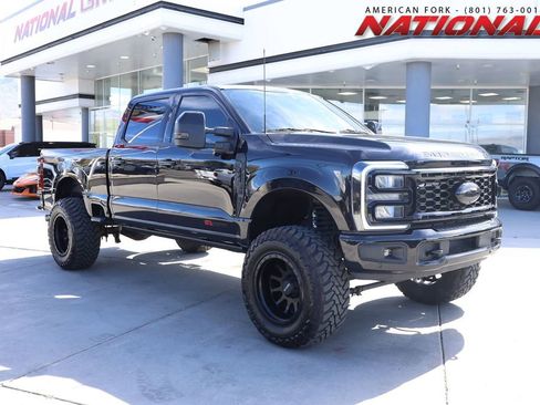 Used 2023 Ford F350 Lariat w/ Lariat Ultimate Package AWD/4WD image 8