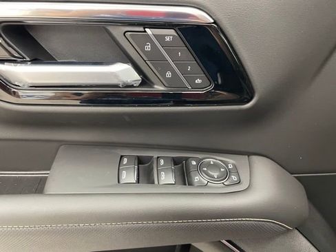 New 2025 Chevrolet Tahoe Premier image 11