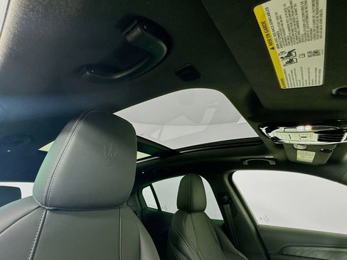 New 2025 Maserati Grecale GT image 22