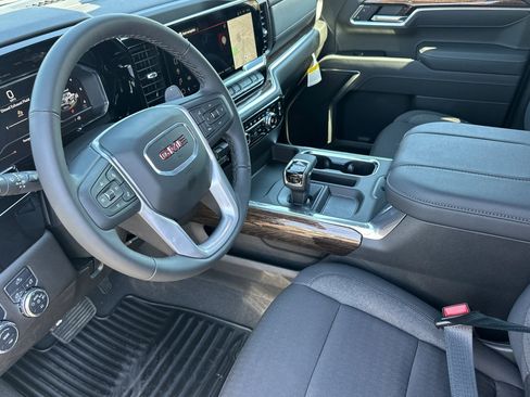 New 2025 GMC Sierra 1500 Elevation w/ Max Trailering Package image 8