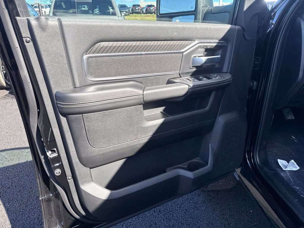 New 2027 RAM 2500 Big Horn AWD/4WD image 17