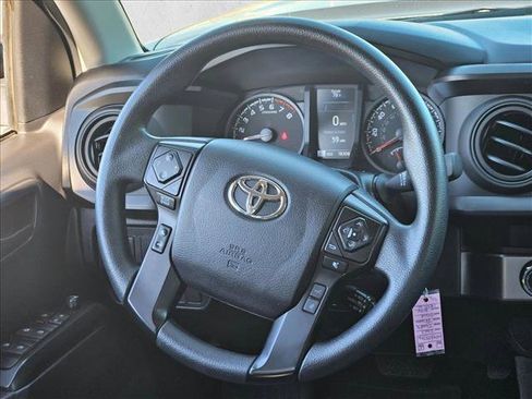 Used 2022 Toyota Tacoma SR image 11