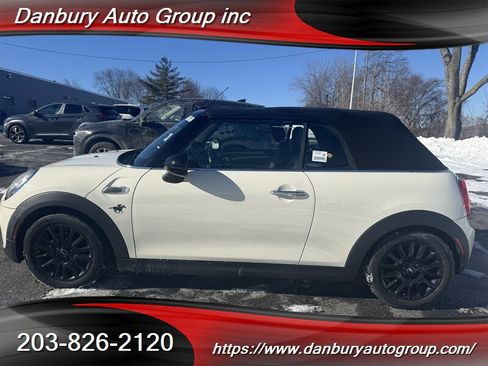 Used 2017 MINI Cooper Convertible image 3