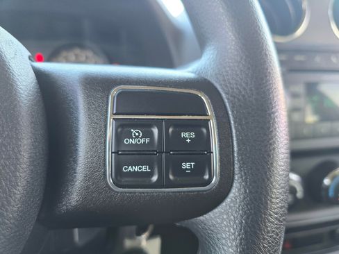 Used 2017 Jeep Patriot Sport w/ Power Value Group image 19