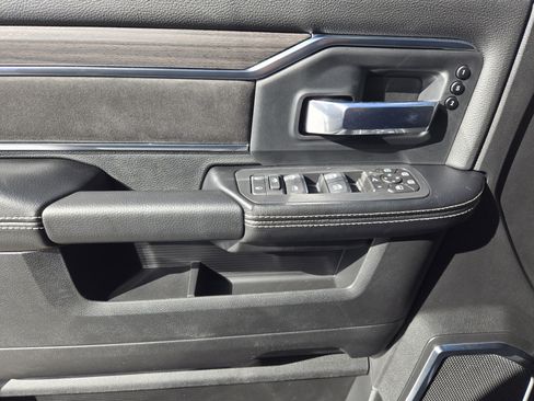 New 2026 RAM 2500 Laramie w/ Sport Appearance Package AWD/4WD image 19