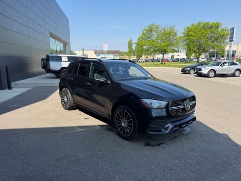 Used 2021 Mercedes-Benz GLE 450 4MATIC image 7