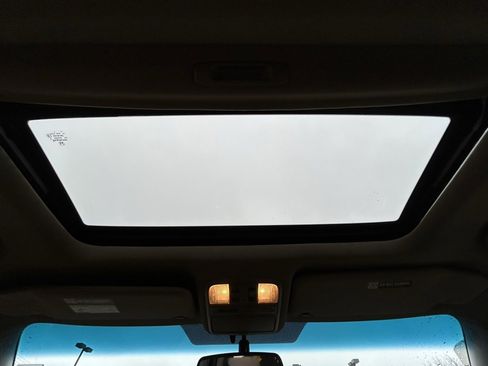 Used 2012 Honda Pilot Touring image 7