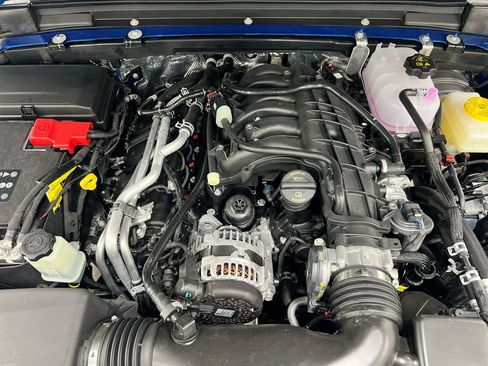 New 2026 Jeep Wrangler Sahara AWD/4WD image 25