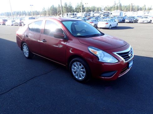 Used 2016 Nissan Versa S Plus image 7