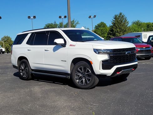 Used 2021 Chevrolet Tahoe Z71 w/ Z71 Off-Road Package AWD/4WD image 31