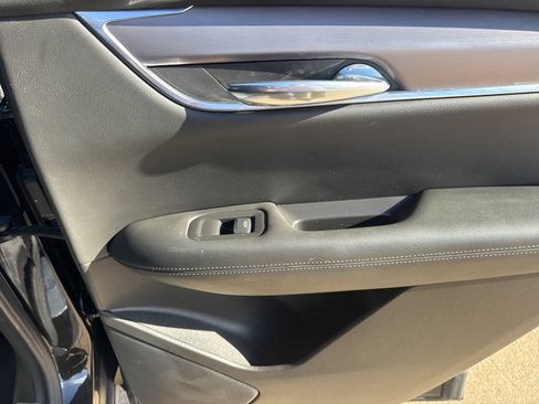 Used 2023 Cadillac XT6 Luxury image 57