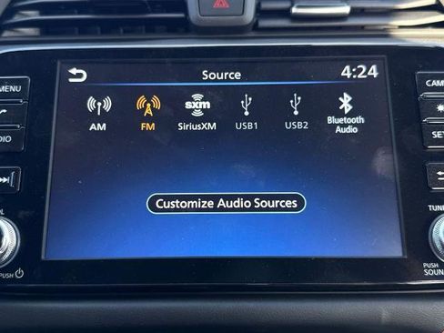 New 2025 Nissan Versa SR w/ Trunk Package image 28