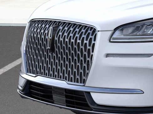 New 2026 Lincoln Corsair Premiere image 17