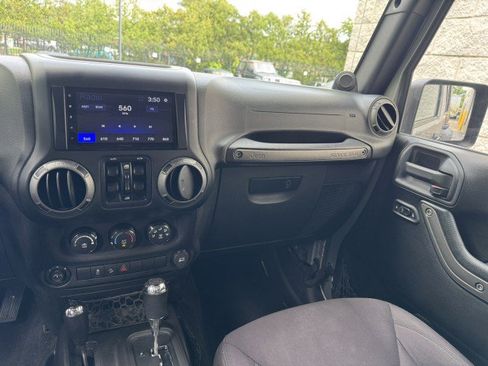 Used 2014 Jeep Wrangler Unlimited Sport w/ Quick Order Package 24S AWD/4WD image 25