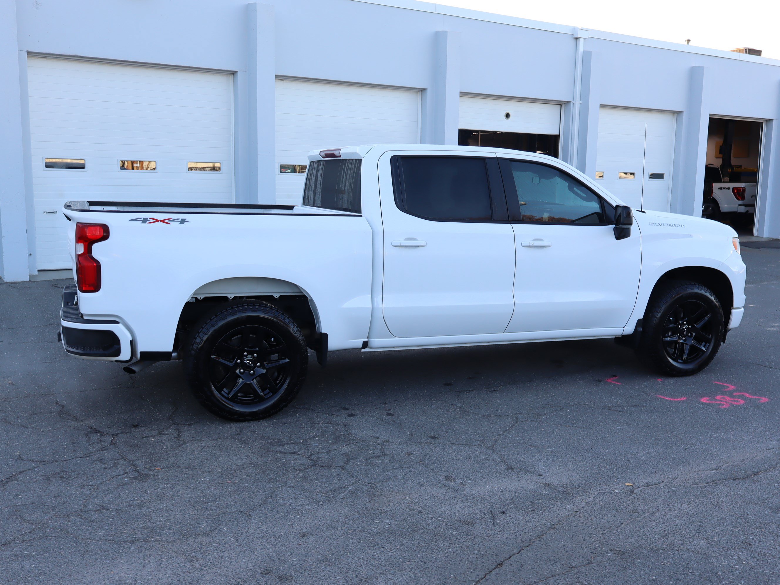 Used 2023 Chevrolet Silverado 1500 RST AWD/4WD image 11