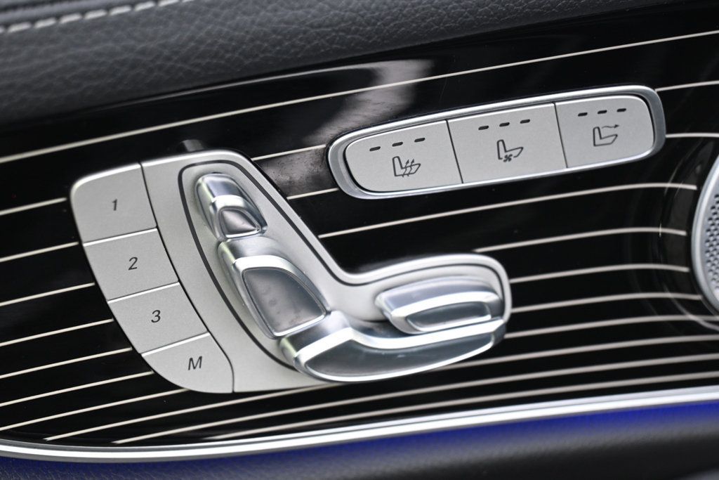 Used 2018 Mercedes-Benz E 400 4MATIC Cabriolet image 18