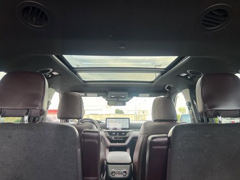 Used 2025 Ford Explorer Platinum w/ LUX Leather Package image 45