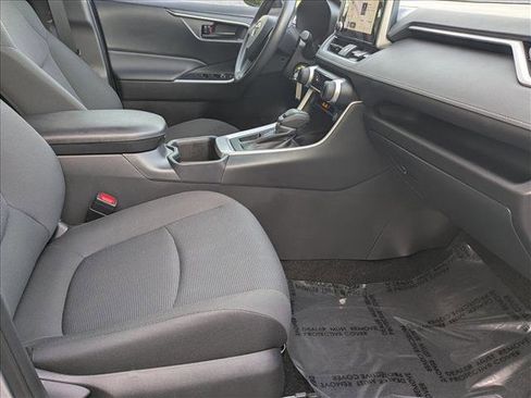 Used 2025 Toyota RAV4 LE image 19