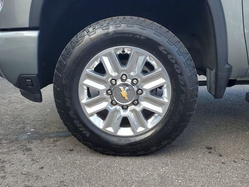 Used 2024 Chevrolet Silverado 3500 High Country w/ Technology Package image 12