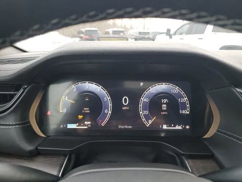 New 2026 Jeep Grand Cherokee Altitude AWD/4WD image 24