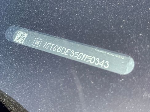 Used 2016 GMC Canyon SLT image 3