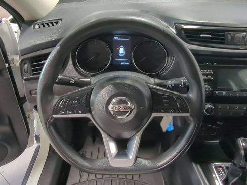 Used 2017 Nissan Rogue S AWD/4WD image 26