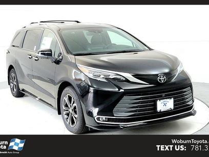 New 2026 Toyota Sienna Platinum
