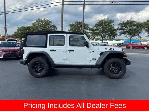 Used 2024 Jeep Wrangler Unlimited Sport AWD/4WD image 2