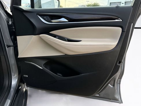 Used 2019 Buick Enclave Premium w/ Experience Buick Package image 35