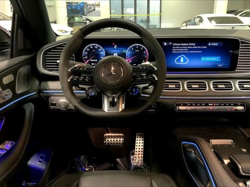 Used 2025 Mercedes-Benz GLE 53 AMG 4MATIC Coupe image 5