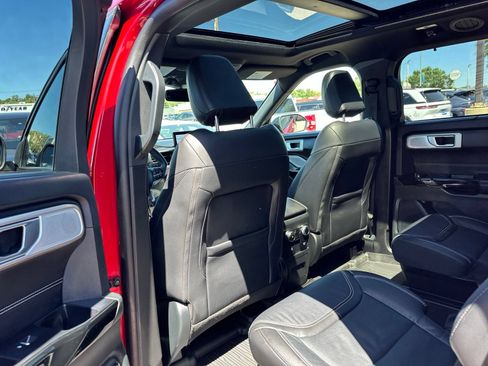 Used 2023 Ford Explorer ST w/ Equipment Group 401A AWD/4WD image 21