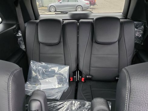 New 2026 Mercedes-Benz GLS 580 4MATIC image 29