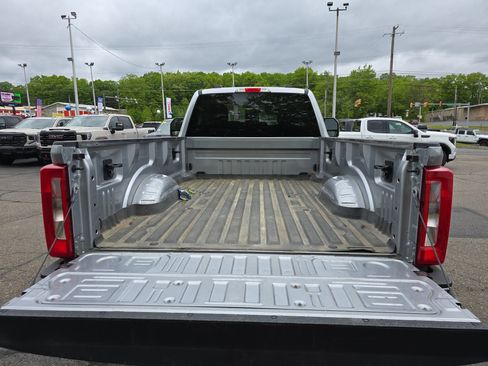 Used 2023 Ford F350 XLT w/ Snow Plow Prep Package AWD/4WD image 5