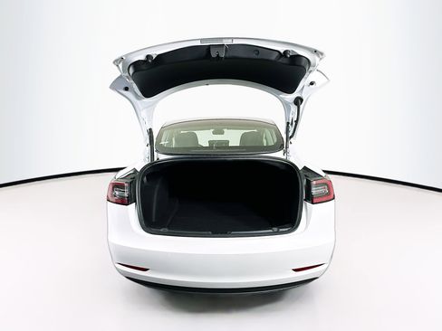Used 2021 Tesla Model 3 Long Range AWD/4WD image 27