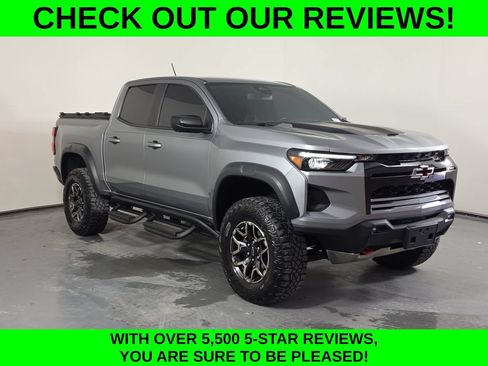 Used 2024 Chevrolet Colorado ZR2 w/ ZR2 Convenience Package III AWD/4WD image 3